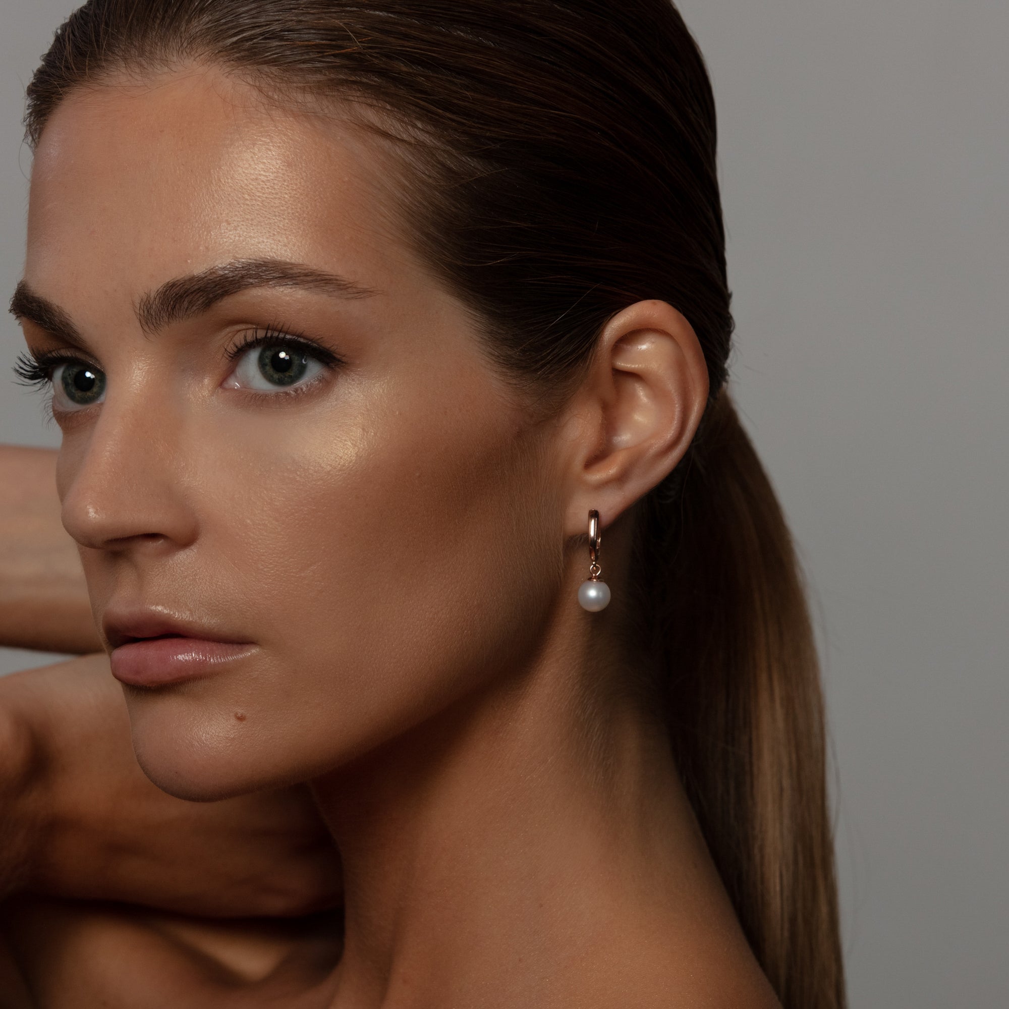 Round Earrings