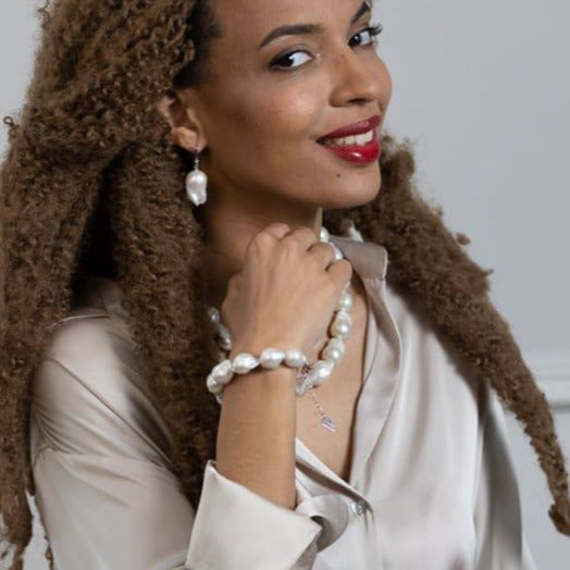 Pearl Baroque Bracelet with Silver Clasp